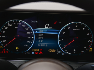 2022Ŀ E 300 L F п؅^