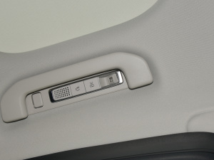 2022Ŀ E 300 L F п؅^