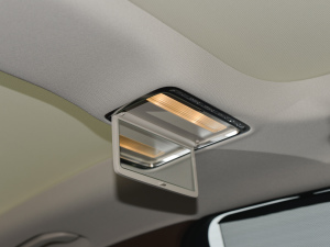 2022Ŀ E 300 L F п؅^