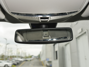 2022Ŀ E 300 L r ܇ȺҕR