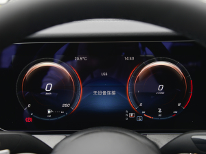 2022Ŀ E 300 L r п؅^