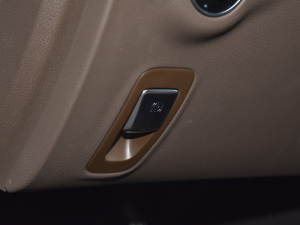 2022Ŀ E 260 L v܇Ƅ