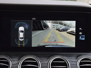 2022Ŀ E 260 L п؅^