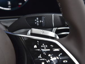 2022Ŀ E 260 L п؅^