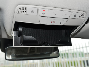 2022Ŀ E 300 L \(yn)F g