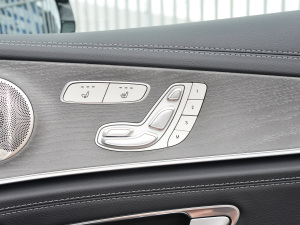 2022Ŀ E 300 L \(yn)F g