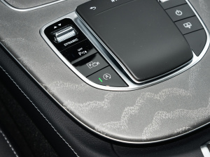 2022Ŀ E 300 L \(yn)(dng)F п؅^(q)