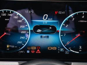 2022Ŀ E 300 L \F п؅^