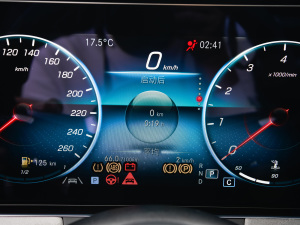 2022Ŀ E 300 L \F п؅^