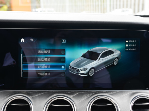 2022Ŀ E 300 L \F п؅^(q)