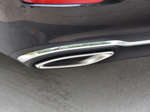 2022Ŀ E 300 L r(sh) Ś