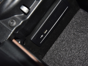 2022Ŀ E 300 L r(sh) g