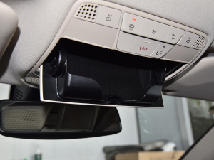 2022Ŀ E 300 L r(sh) g