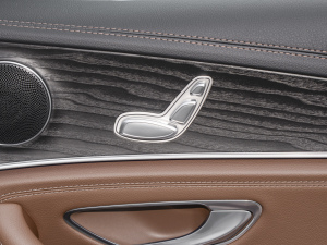 2022Ŀ E 260 L \(yn)(dng) g