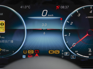 2022Ŀ E 260 L \ п؅^(q)