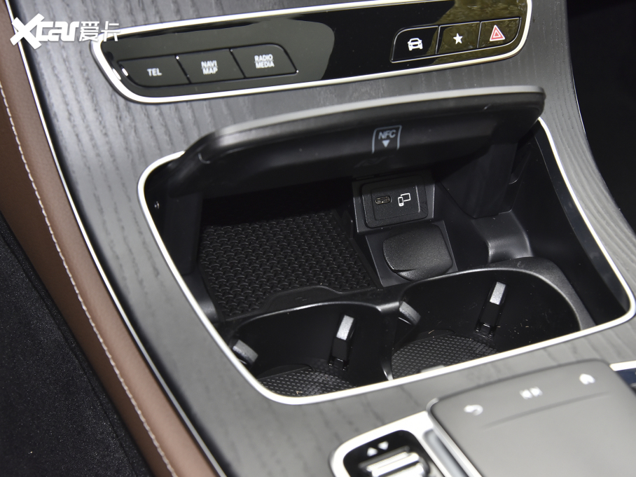 2022YEԴ E 350 e L ʽτ\I܇