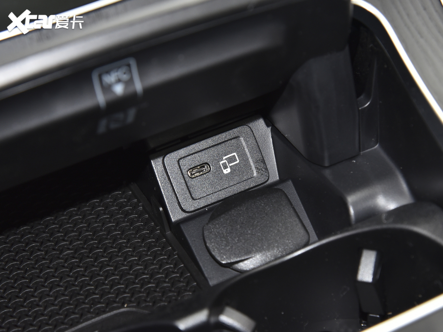 2022YEԴ E 350 e L ʽτ\I܇