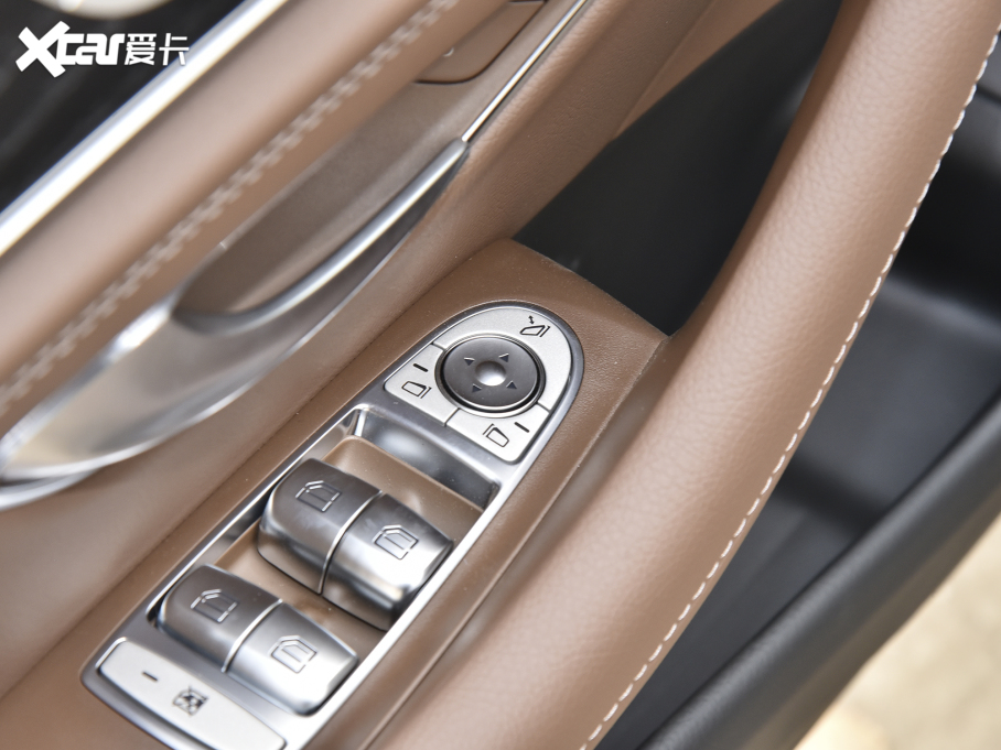 2022YEԴ E 350 e L ʽτ\I܇