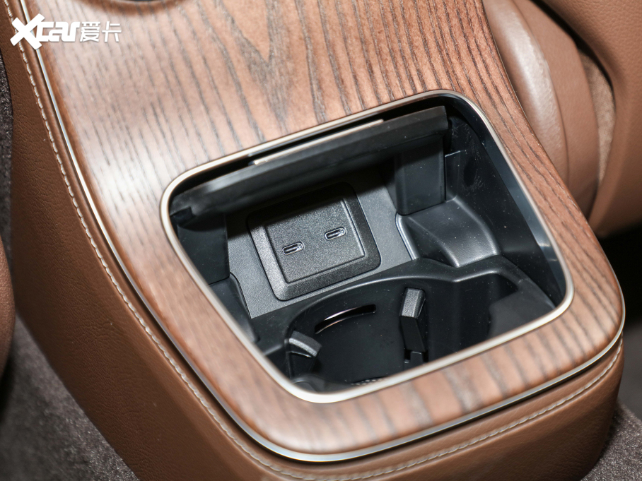 2022YEԴ Ŀ E 350 e L ʽτI܇