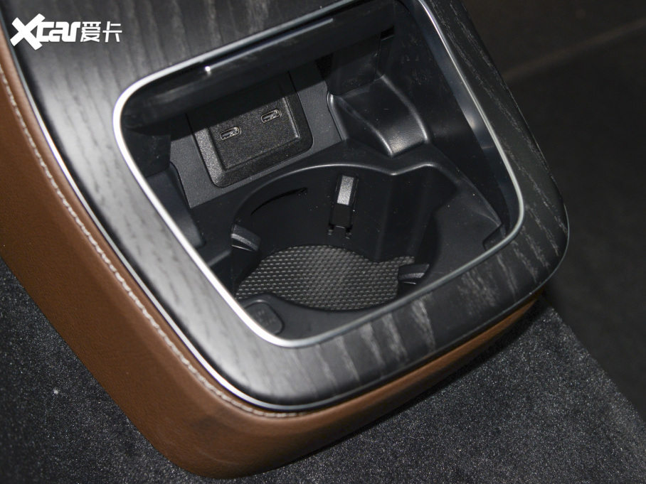 2022YEԴ Ŀ E 350 e L ʽτ\(yn)I܇