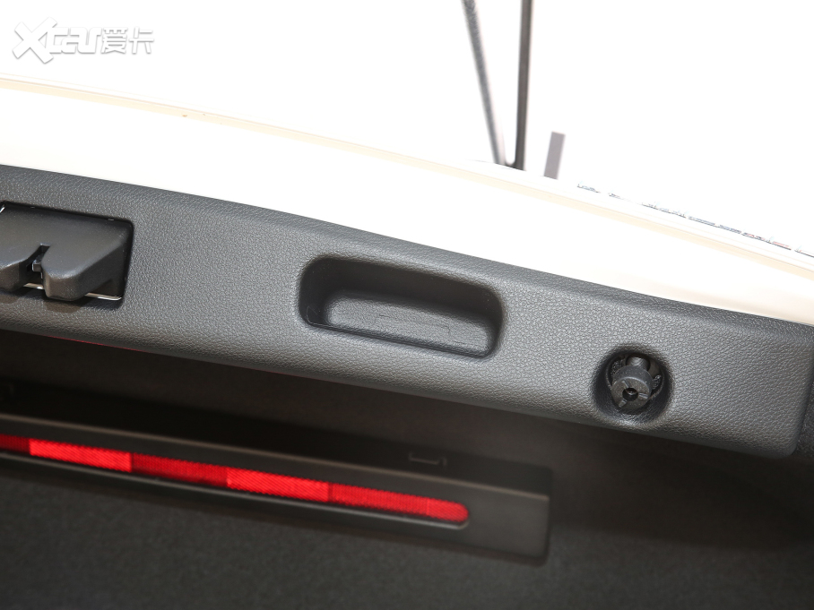 2022YE(j)Դ Ŀ E 350 e L ʽτ(dng)I܇(ch)