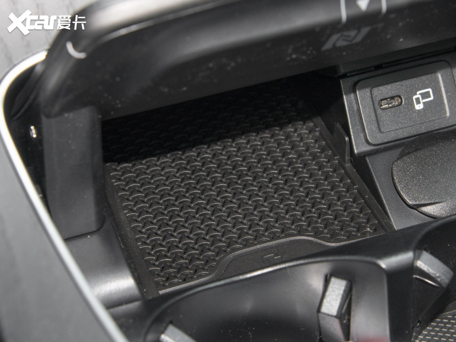 2022YEԴ Ŀ E 350 e L ʽτ\I܇