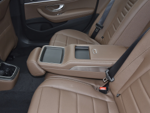 2022E 350 e L ʽτ\I܇ 