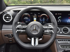 2022E 350 e L ʽτ(dng)\(yn)(dng)I܇ P