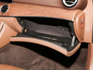 2022Ŀ E 350 e L ʽτI܇ 