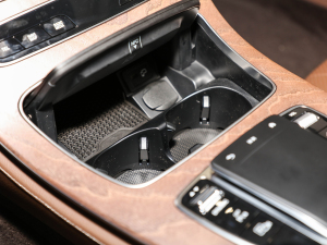 2022Ŀ E 350 e L ʽτI܇ ǰű