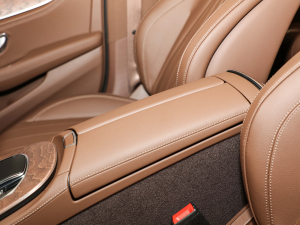 2022Ŀ E 350 e L ʽτI܇ 