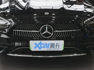 2022款改款 E 350 e L 插电式混合动力运动轿车 中网