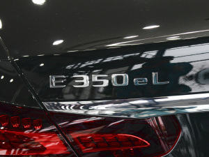 2022Ŀ E 350 e L ʽτ\I܇ ^