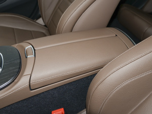 2022Ŀ E 350 e L ʽτ\I܇ 