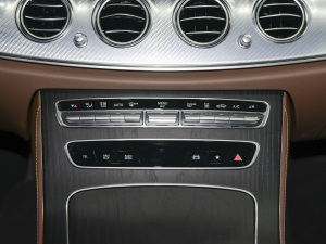 2022Ŀ E 350 e L ʽτ\I܇ {{