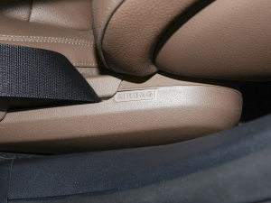 2022Ŀ E 350 e L ʽτ\I܇ п؅^