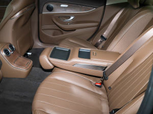 2022Ŀ E 350 e L ʽτI܇ 