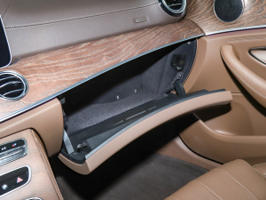 2022Ŀ E 350 e L ʽτI܇ 