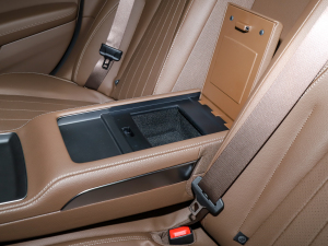 2022Ŀ E 350 e L ʽτI܇ ֹ