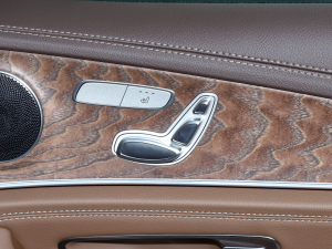 2022Ŀ E 350 e L ʽτI܇ g