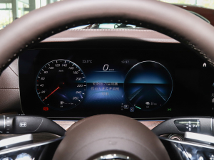 2022款改款二 E 350 e L 插电式混合动力轿车 仪表
