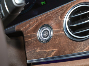 2022Ŀ E 350 e L ʽτ(dng)I܇ п؅^(q)