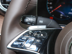 2022Ŀ E 350 e L ʽτI܇ п؅^