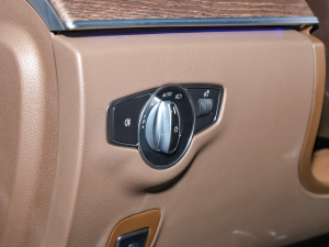 2022Ŀ E 350 e L ʽτI܇ п؅^