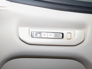 2022Ŀ E 350 e L ʽτI܇ п؅^