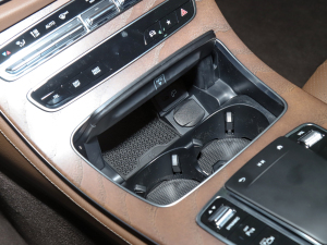 2022Ŀ E 350 e L ʽτI܇ ǰű