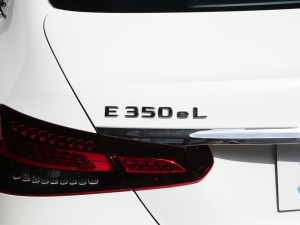 2022Ŀ E 350 e L ʽτ\I܇ ^
