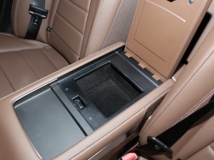 2022Ŀ E 350 e L ʽτ\I܇ ֹ