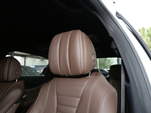 2022Ŀ E 350 e L ʽτ\I܇ g