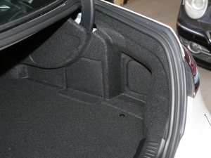 2022Ŀ E 350 e L ʽτ\I܇ g